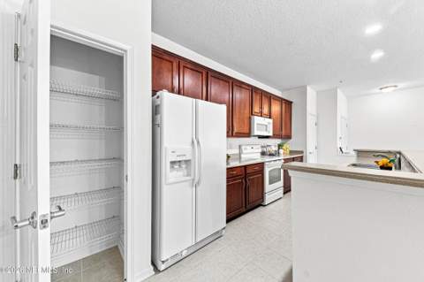 11251 Campfield Drive #2204, Jacksonville FL - photo 8 of 26