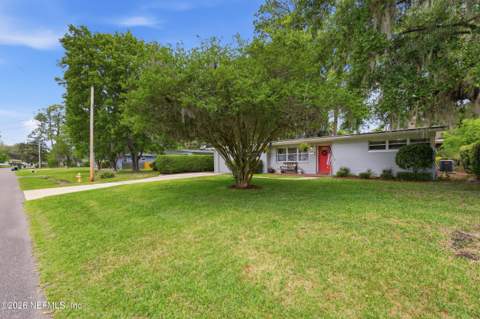 1049 Nightingale Road, Jacksonville FL - photo 9 of 39