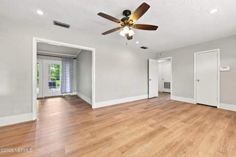 1049 Nightingale Road, Jacksonville FL - photo 14 of 39