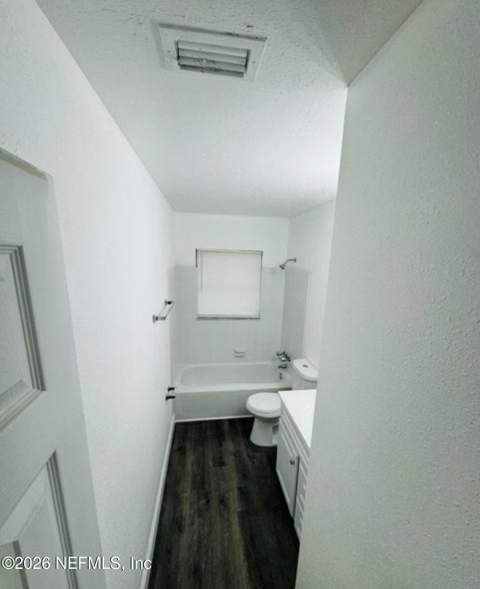 8239 Caravelle Drive, Jacksonville FL - photo 10 of 17