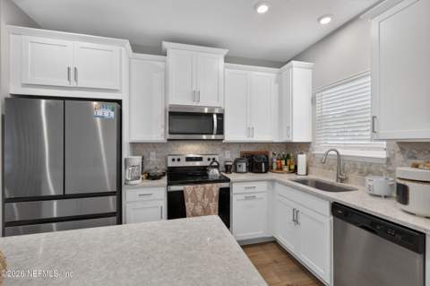 11936 Calvesta Street, Jacksonville FL - photo 16 of 80