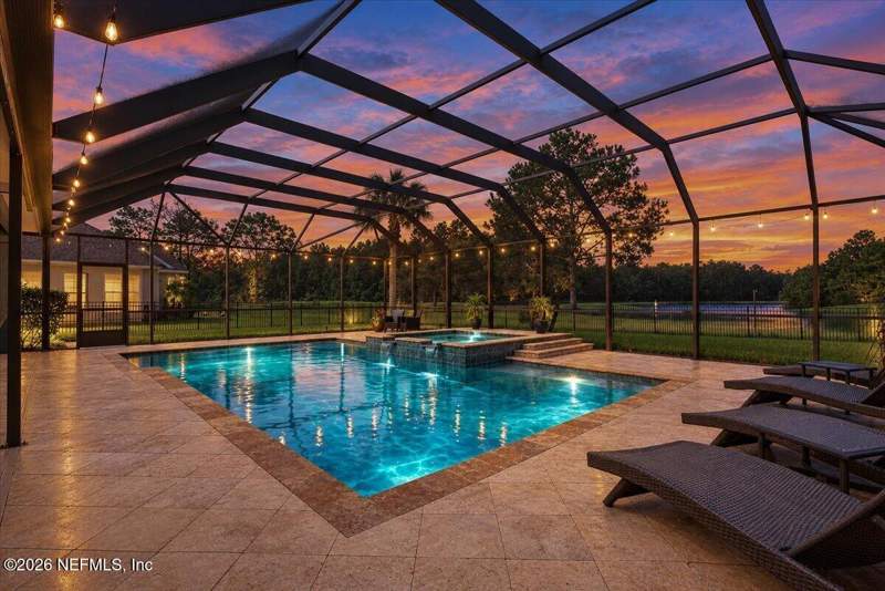 5 bedroom Single Family Residence at 817 Eagle Point Drive, St Johns Golf & Cc, St. Augustine — photo 2