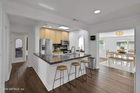 1116 7th Street, Jacksonville Beach FL - photo 10 of 44