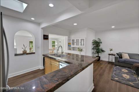 1116 7th Street, Jacksonville Beach FL - photo 15 of 44