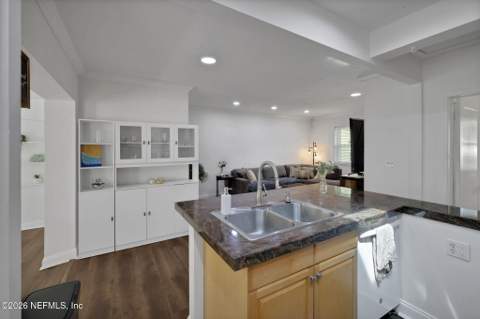 1116 7th Street, Jacksonville Beach FL - photo 16 of 44