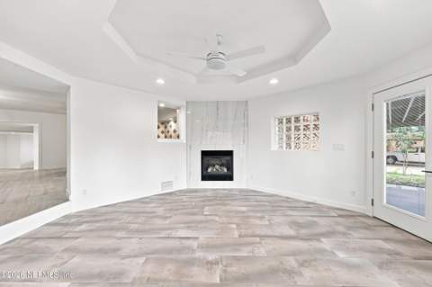 2430 Ironwood Drive, Jacksonville FL - photo 10 of 63