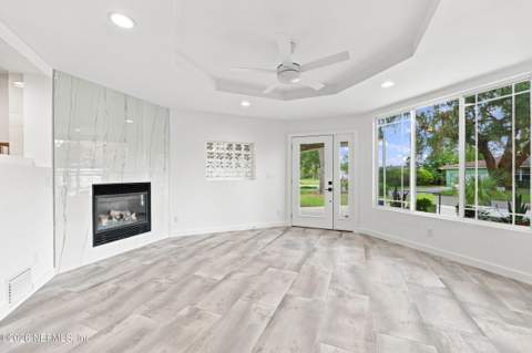 2430 Ironwood Drive, Jacksonville FL - photo 7 of 63