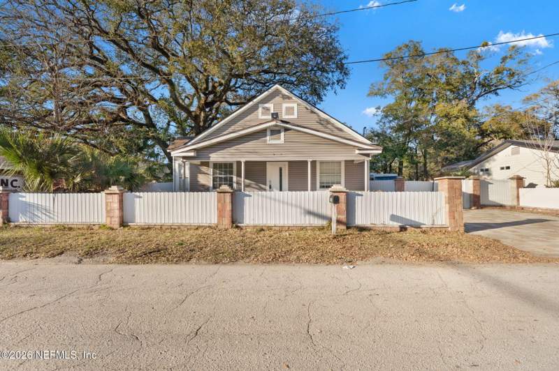 4 bedroom Single Family Residence at 1005 E 14th Street, Springfield Annex, Jacksonville — photo 2