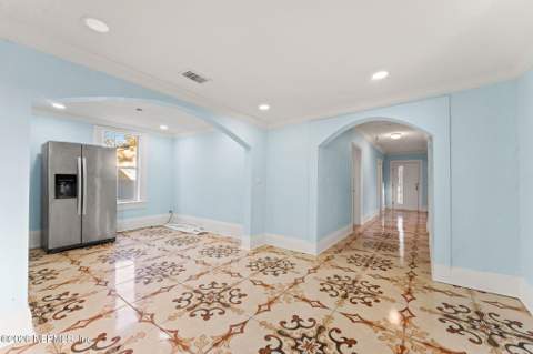 1005 E 14th Street, Jacksonville FL - photo 6 of 22