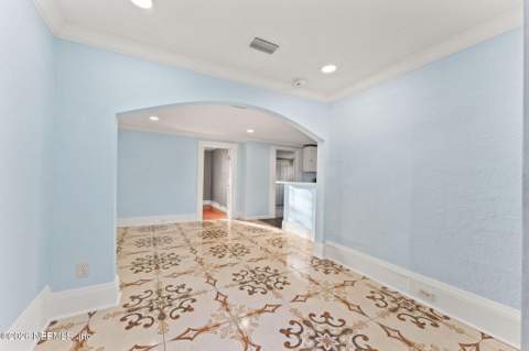 1005 E 14th Street, Jacksonville FL - photo 7 of 22
