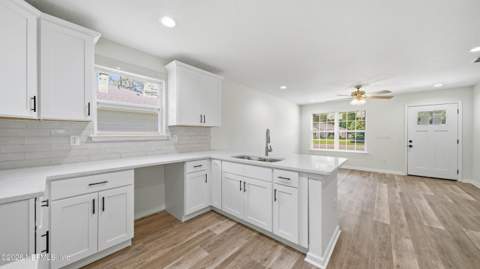 3333 Almeda Street, Jacksonville FL - photo 8 of 46