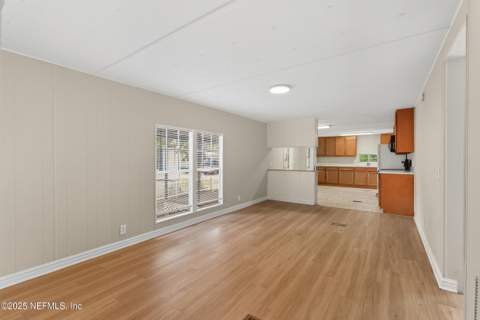 7623 Sunwood Drive, Jacksonville FL - photo 8 of 31