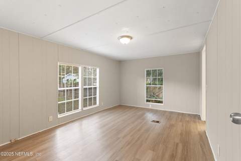 7623 Sunwood Drive, Jacksonville FL - photo 21 of 31