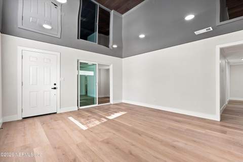 6662 Blackwood Drive, Jacksonville FL - photo 10 of 39