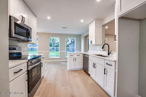 506 Kevin Drive, Orange Park FL - photo 10 of 24