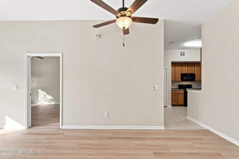 7059 Deer Lodge Circle #104, Jacksonville FL - photo 9 of 35