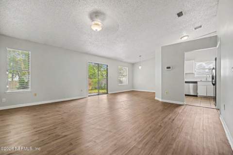 1533 Kingfisher Lane, Jacksonville FL - photo 11 of 30
