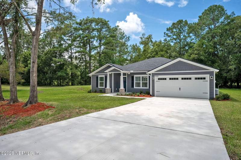 4 bedroom Single Family Residence at 15680 Butch Baine Drive, Section Land, Jacksonville — photo 3