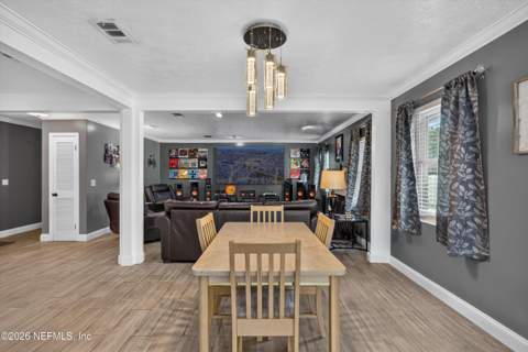 6059 Karen Street, Jacksonville FL - photo 10 of 36