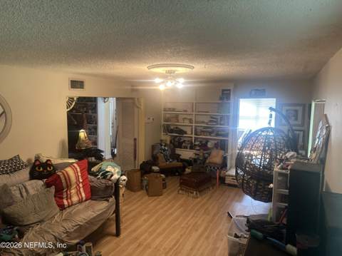 1381 Hamilton Street, Jacksonville FL - photo 7 of 37