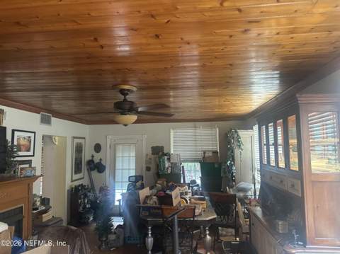 1381 Hamilton Street, Jacksonville FL - photo 8 of 37
