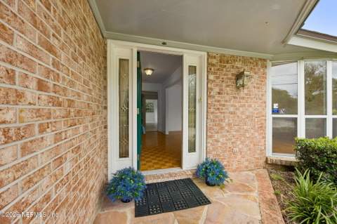 9167 Bay Cove Lane, Jacksonville FL - photo 16 of 50