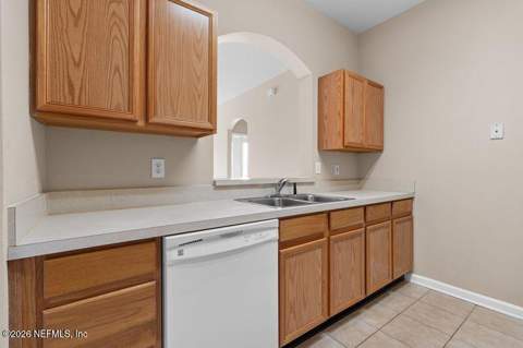 7990 Baymeadows Road #526, Jacksonville FL - photo 7 of 27