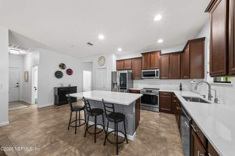 174 Kenmore Avenue, Ponte Vedra FL - photo 9 of 57
