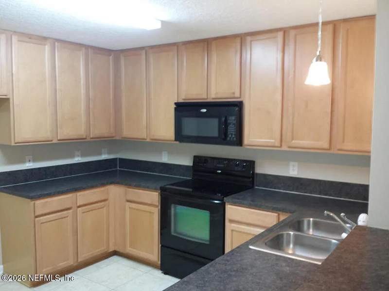 3 bedroom Condominium at 7058 Snowy Canyon Drive #112, Windsor Falls, Jacksonville — photo 4