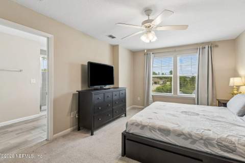 10394 Benson Lake Drive, Jacksonville FL - photo 24 of 45