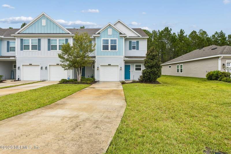 3 bedroom Townhouse at 10394 Benson Lake Drive, Longleaf, Jacksonville — photo 2