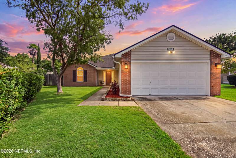 3 bedroom Single Family Residence at 11189 Windlesham Court, Sutton Lakes, Jacksonville — photo 2
