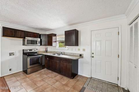 2163 St Martins Drive, Jacksonville FL - photo 13 of 33