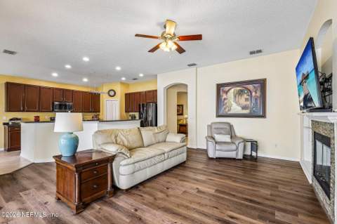3168 Stonebrier Ridge Drive, Orange Park FL - photo 9 of 82