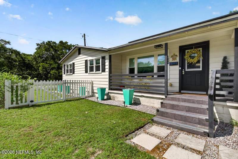 3 bedroom Single Family Residence at 1000 Date Street, City Of Fernandina Beach, Fernandina Beach — photo 3