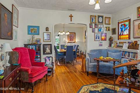 3526 Dellwood Avenue, Jacksonville FL - photo 8 of 43