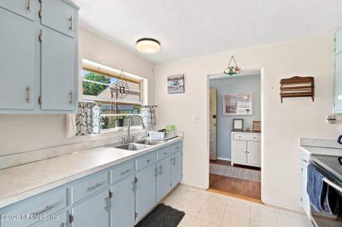 920 Read Avenue, Crescent City FL - photo 23 of 52