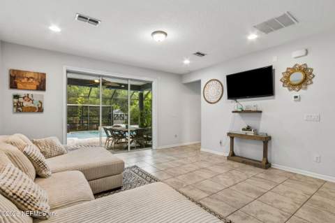 79349 Plummers Creek Drive, Yulee FL - photo 14 of 70