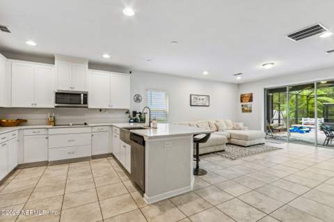 79349 Plummers Creek Drive, Yulee FL - photo 18 of 70