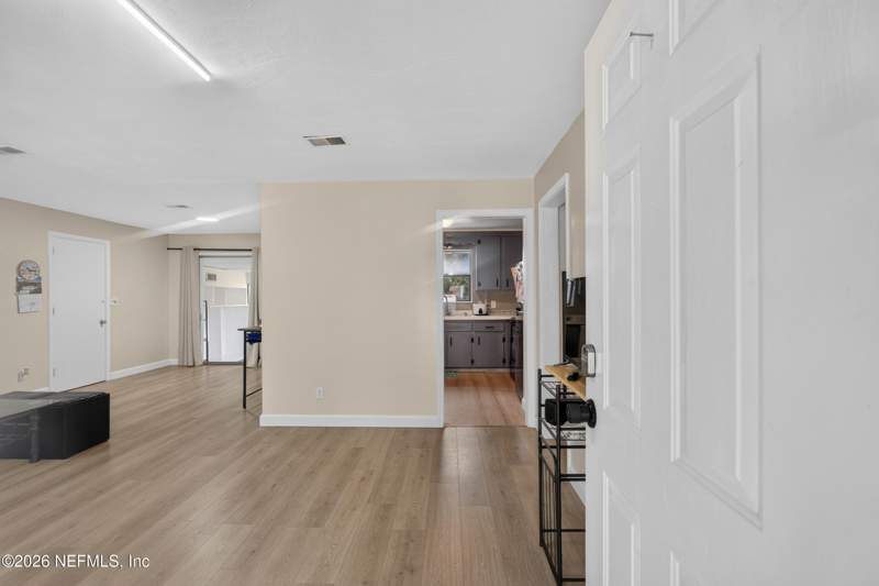 3 bedroom Single Family Residence at 2151 Larry Drive, San Souci Terrace, Jacksonville — photo 2