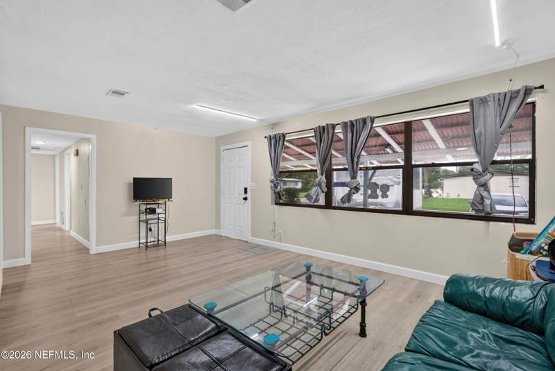 3 bedroom Single Family Residence at 2151 Larry Drive, San Souci Terrace, Jacksonville — photo 3