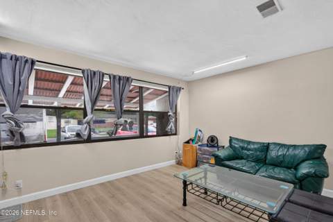 2151 Larry Drive, Jacksonville FL - photo 6 of 27