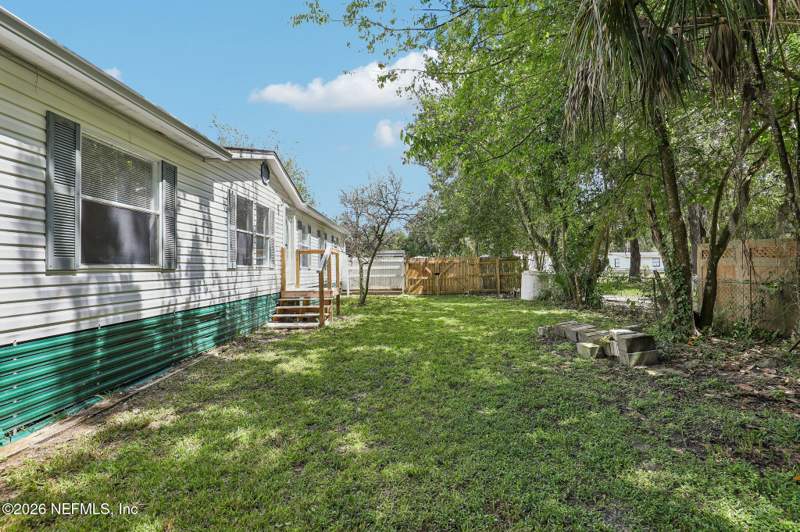 3 bedroom Mobile Home at 3602 Bowden Circle, Tiger Hole, Jacksonville — photo 4