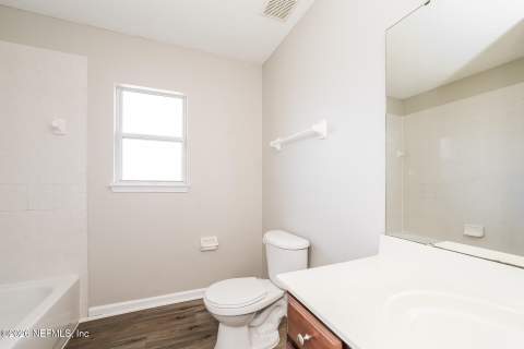 14079 Redrock Lake Drive, Jacksonville FL - photo 13 of 15