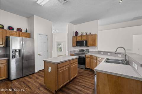 9435 Prosperity Lake Drive, Jacksonville FL - photo 13 of 41