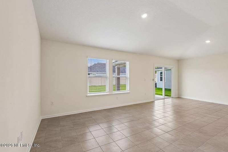 3 bedroom Single Family Residence at 14265 Ryder Court, Bellbrooke, Jacksonville — photo 3