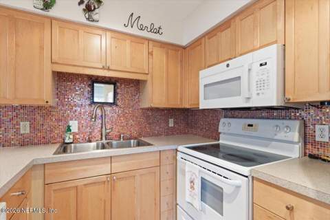 2111-2113 3rd Street, Neptune Beach FL - photo 10 of 42