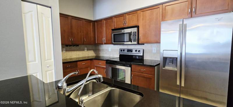 2 bedroom Condominium at 10435 Midtown Parkway #326, Esplanade At Town Center, Jacksonville — photo 2