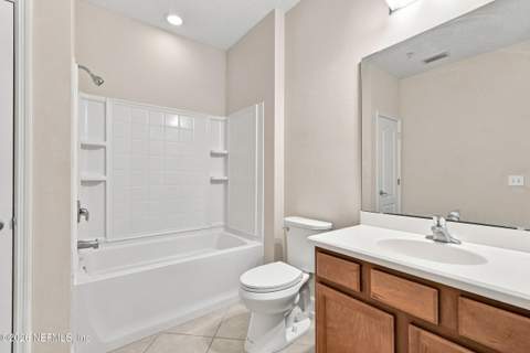 4480 Deerwood Lake Parkway #151, Jacksonville FL - photo 24 of 36