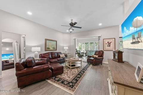 9239 Sunrise Breeze Circle, Jacksonville FL - photo 10 of 54